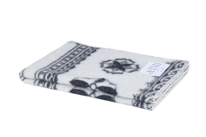 Huvudbild Aimi of Sapmi Ullpläd Hearva Svart/Vit 65x90cm